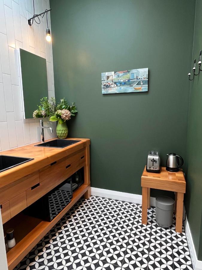 The Green Room Newtown Уелингтън Екстериор снимка